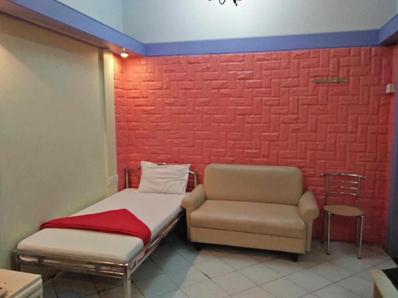 Hotel Blue Bird Colaba Mandve Extérieur photo