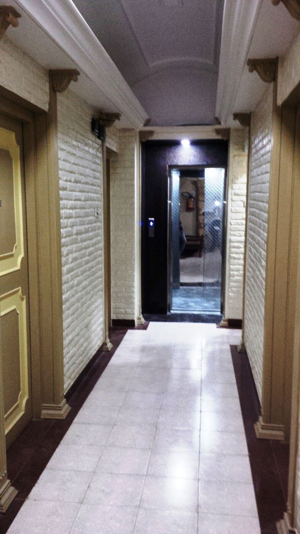 Hotel Blue Bird Colaba Mandve Extérieur photo