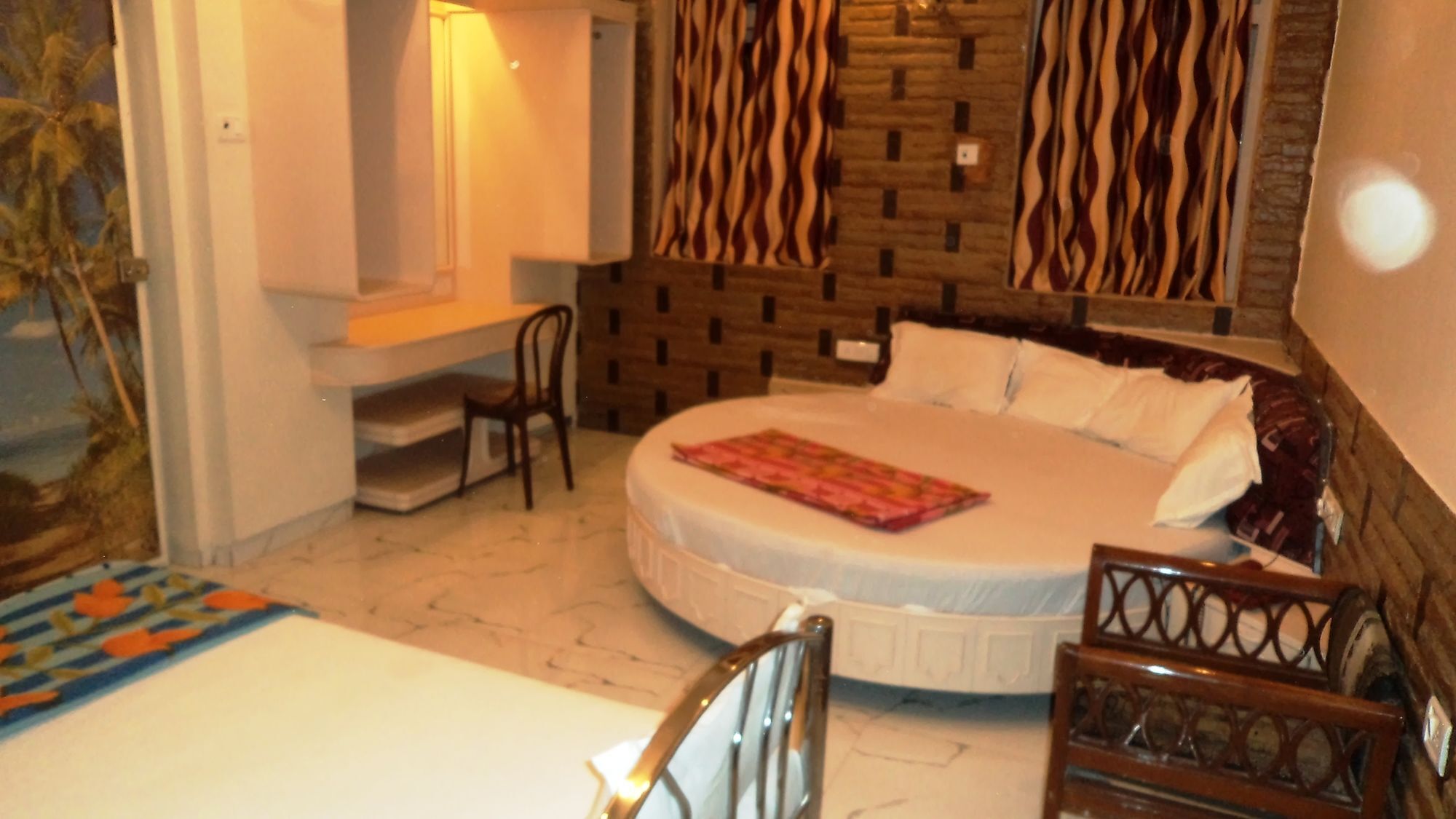 Hotel Blue Bird Colaba Mandve Extérieur photo